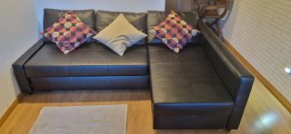 Sofá Cama con Chaiselongue FRIHETEN Negro