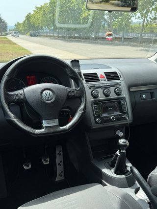 Volkswagen Touran 2010