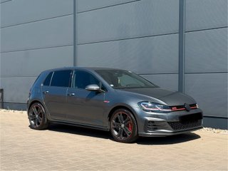 Volkswagen Golf GTI Performance 2.0 TSI DSG