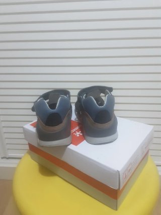 Sandalias Biomecanics Niño Talla 24