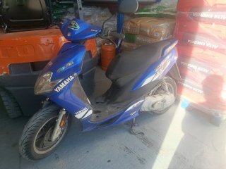 Yamaha Jog RR Azul