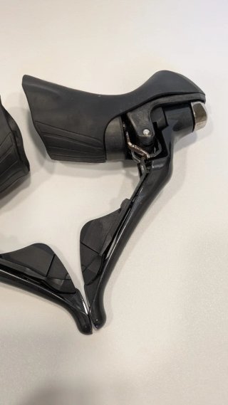 Manetas Shimano Ultegra R8000 11v