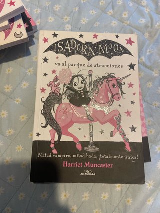 Isadora Moon va al parque de atracciones / Isad...
