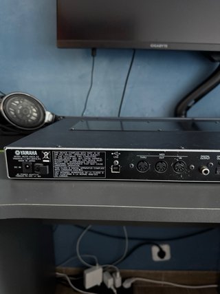 YAMAHA MOTIF-RACK ES