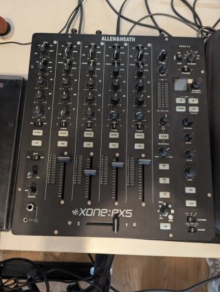 Mesa de Mezclas Allen & Heath Xone:PX5