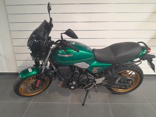 Kawasaki Z650RS Verde