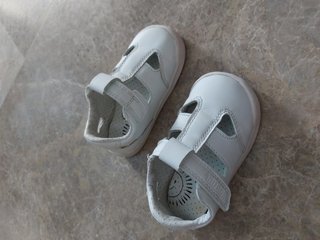 Sandalias Bebe Barefoot Blancas