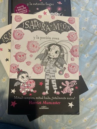 Isadora Moon y la poción rosa (Isadora Moon 11)