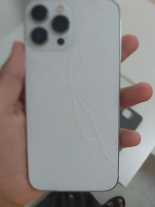 iPhone 13 Pro Max con fundas