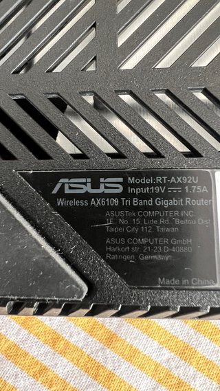 Router ASUS RT-AX92U (Wi-Fi 6 Tri-Banda)