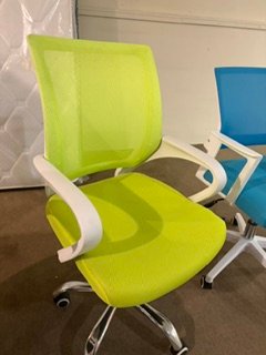 Silla de Oficina con Ruedas