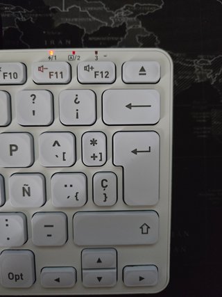 TECLADO BLUETOOTH INALÁMBRICO. A ESTRENAR.