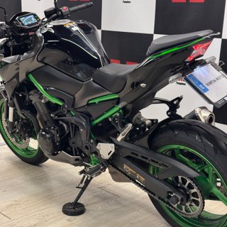 KAWASAKI Z 900