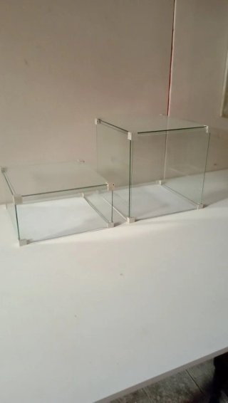Vitrina pequeña desmontable cristal