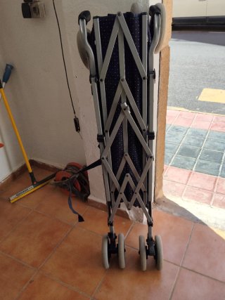 Silla de Ruedas Plegable