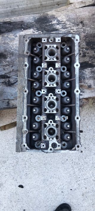 Culata motor Citroen/Volkswagen/Renault/Mercedes
