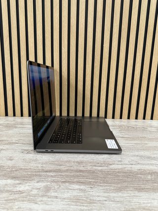 MacBook Pro 16" 2019 i9 32GB 1TB
