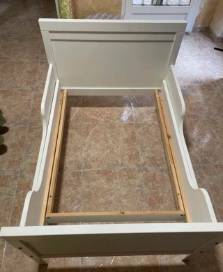 Cama infantil extensible Ikea con colchón