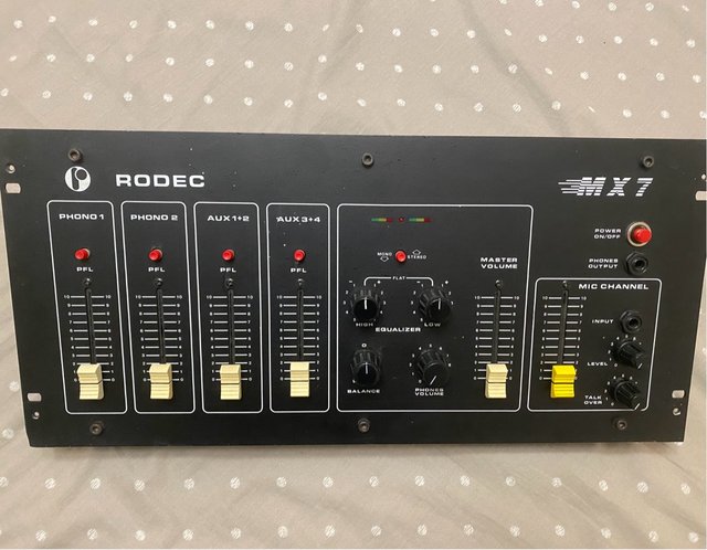 Mesa de mezclas Rodec MX7