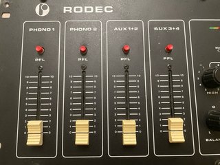 Mesa de mezclas Rodec MX7