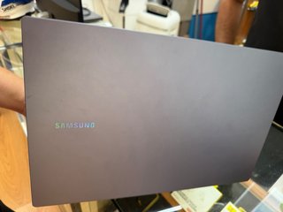 Samsung Galaxy Book4 i5 16GB RAM 512GB