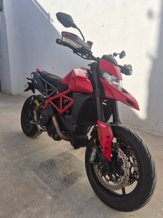Ducati Hypermotard 950