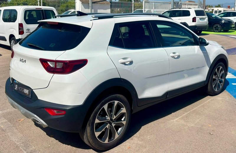 Kia Stonic 2025, foto 4