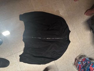Cazadora bomber negra