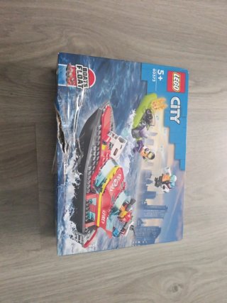 LEGO City Barco de Bomberos 60373