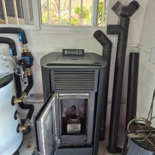 Estufa Pellets HERGOM ENZA 10 KW