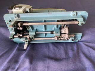Máquina de coser eléctrica Alfa modelo 9029