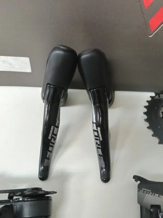 Grupo Sram Force AXS DI2 12v