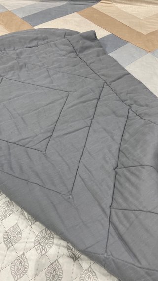 Edredón/Colcha Matrimonio Beige y Azul gris. Rever