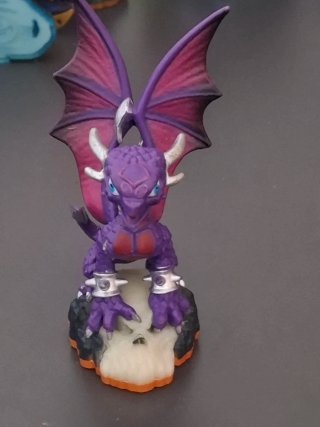 Skylanders Giants Cynder Figura