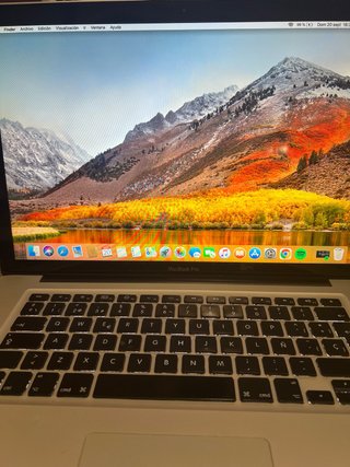 MacBook Pro Apple Plata, está recién reparada.