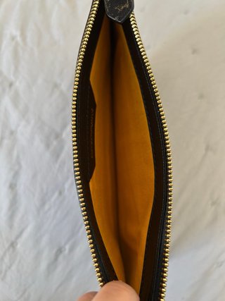 Pochette Emporio Armani nera