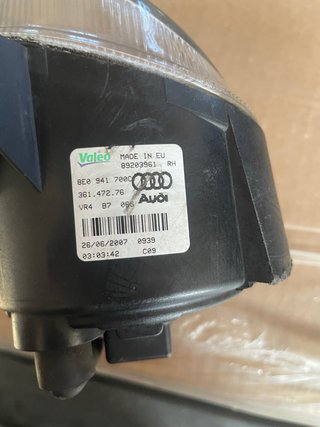 Pareja faros antiniebla originales Audi A4 B7 s-l