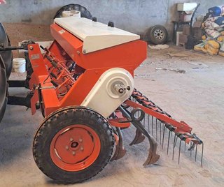 Sembradora Noli SCD19B con variador siembra.