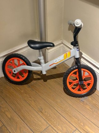 Bicicleta infantil sin pedales Chicco