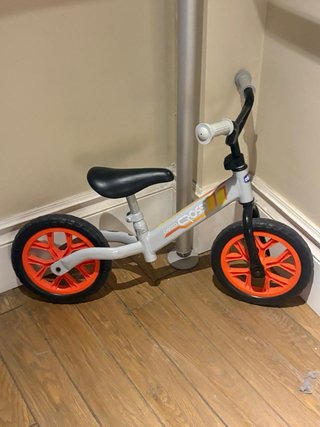 Bicicleta infantil sin pedales Chicco