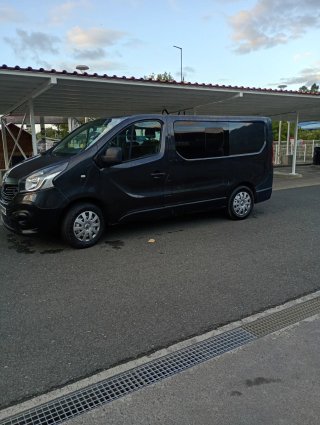 Renault trafic biturbo