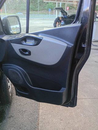 Renault trafic biturbo
