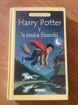 1ª EDICIÓN Harry Potter y la piedra filosofal