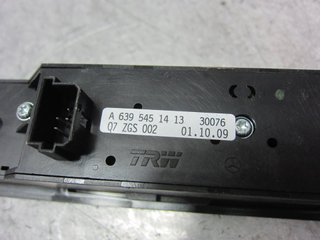 MANDO ELEVALUNAS DELANTERO DERECHO MERCEDES-BENZ VIANO (639) A6395451413 1621881