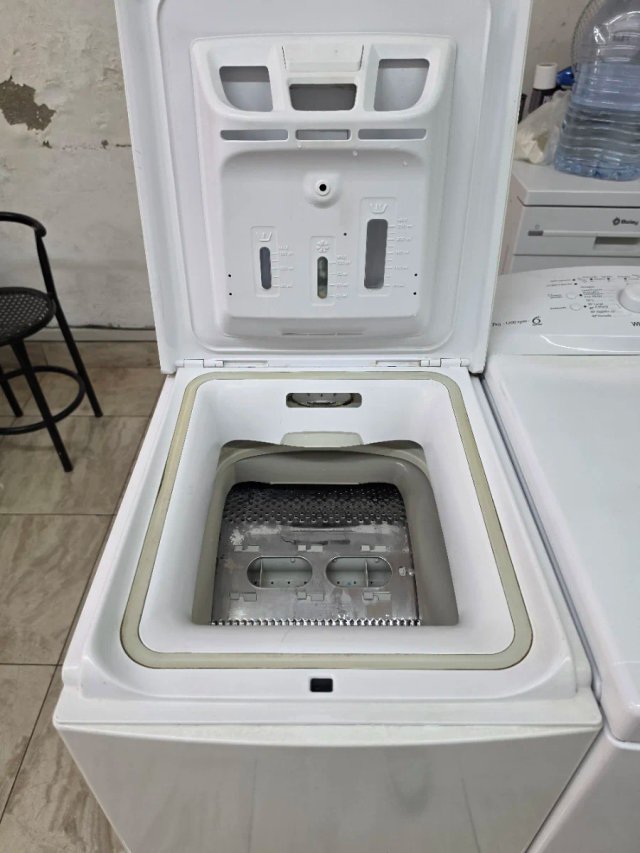 Lavadora Carga Superior Indesit A+ 6kg 1000rpm