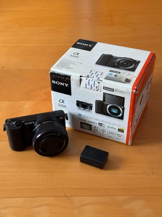 Sony Alpha 5100 + Lente 16-50mm
