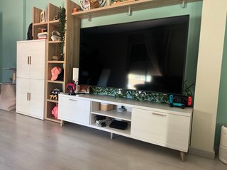 Samsung 65 4K UHD Smart TV (UE65NU7172)