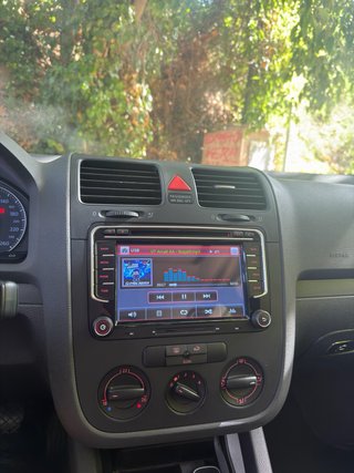 Volkswagen Golf 2004