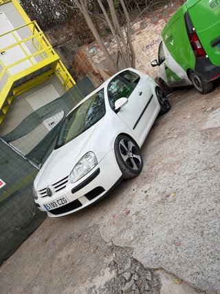 Volkswagen Golf 2004