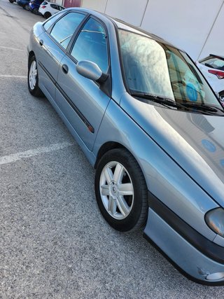 Renault Laguna 2000